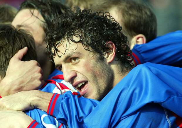 «Подошла очередь получать квартиру. Кусов говорит: «А можно деньгами?» Экс-футболист ЦСКА — об игромании