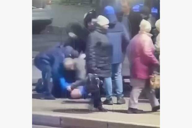 Задержание уроженца Германии из-за теракта в Петербурге попало на видео