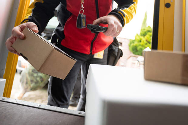 Логисты сообщили о возросшем спросе на адресную доставку в России
