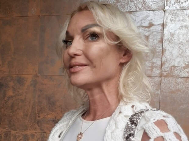 2 2