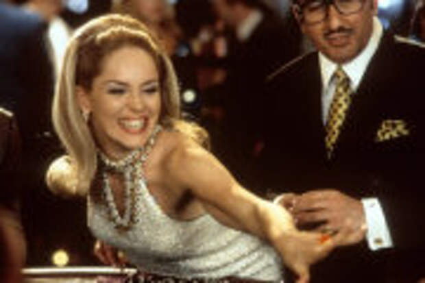 Вокруг света: Кто такие Mob Wife, и как этот стиль стал одним из самых дерзких и роскошных трендов 2024 года