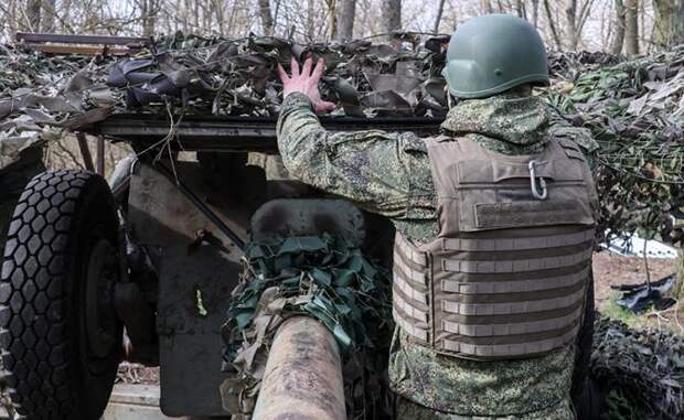 Битва за Славянск: Русская гаубица Д-30 устроила ад в Кривой Луке — выплывших из подвалов «птах Мадьяра» бьют как мух