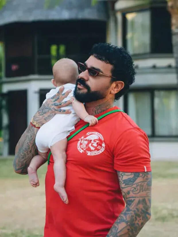 Тимати с младшей дочерью