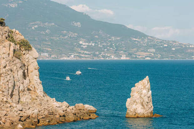 Минобороны: средства ПВО утром 2 июля сбили над Крымом восемь дронов ВСУ