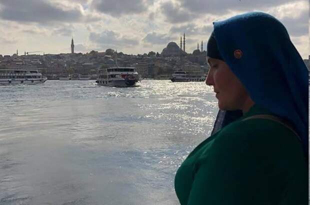 Отставная летчица Надюха Савченко приняла ислам и надеется остаться в Турции