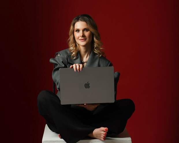 Юлия Орлова запустила «Айтечество» – сервис для безопасной работы бизнеса с нейросетями