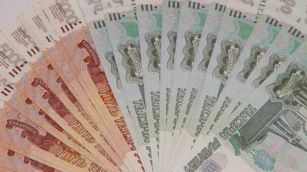 Завкафедрой вуза в Петербурге отдал незнакомцам свыше двух миллионов рублей