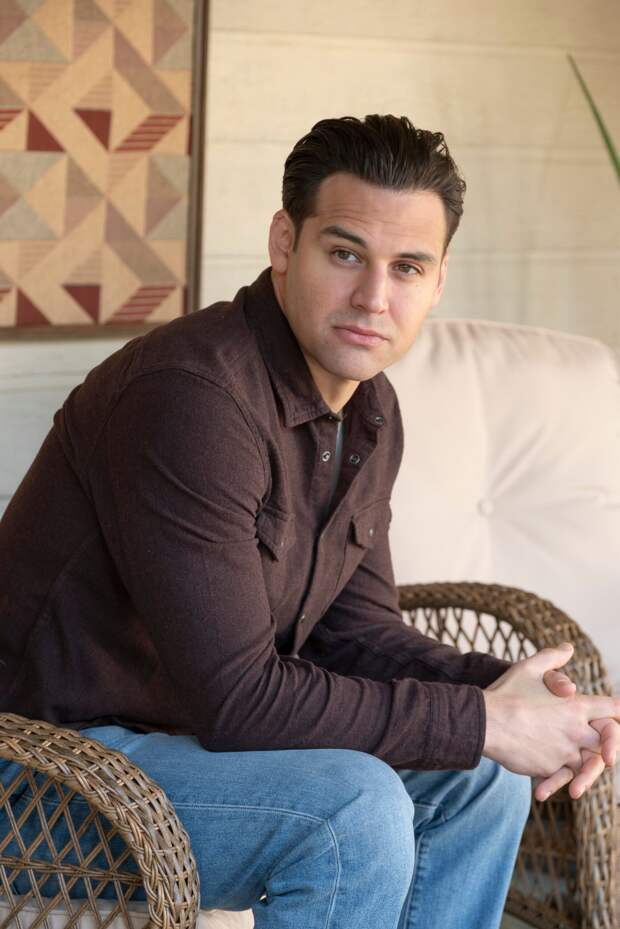 Ryan Guzman Talks Eddie’s Evolution, Fatherhood Struggles, and What’s Ahead on 9-1-1