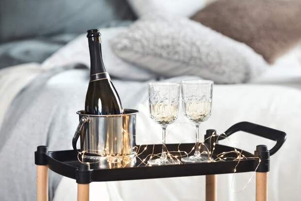 Мужчина насмерть забил возлюбленную бутылкой шампанского в номере роскошного отеля