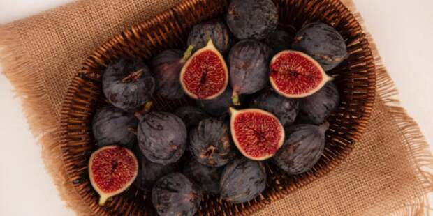 Секретный чемпион на полке: диетологи назвали самый полезный сухофрукт, который обходит курагу и чернослив