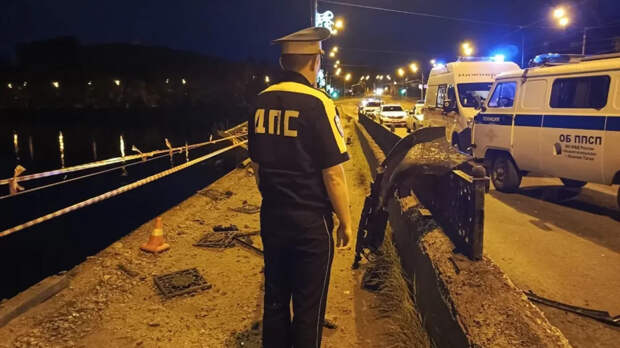 Оказались заперты и погибли: парень взял Lexus у отца и утопил его вместе с пассажирами