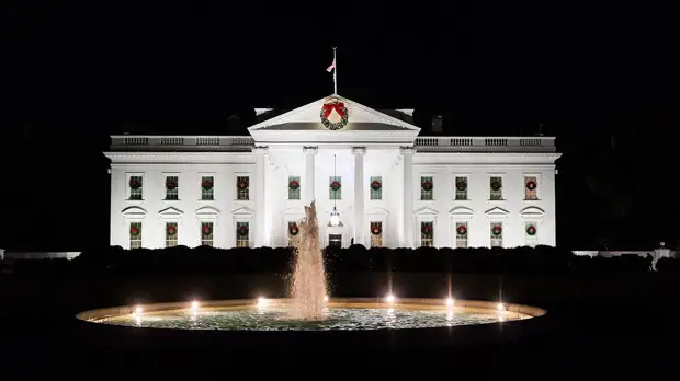Белый дом разъяснил слова Байдена о смене власти в России