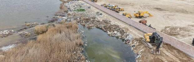 В Актау продолжаются работы по ликвидации незаконных свалок