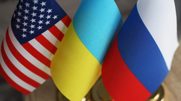 Глава МИД ОАЭ заявил о начале переговоров России, Украины и США