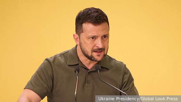 Зеленский обнуляет инвестиции украинцев в личную безопасность