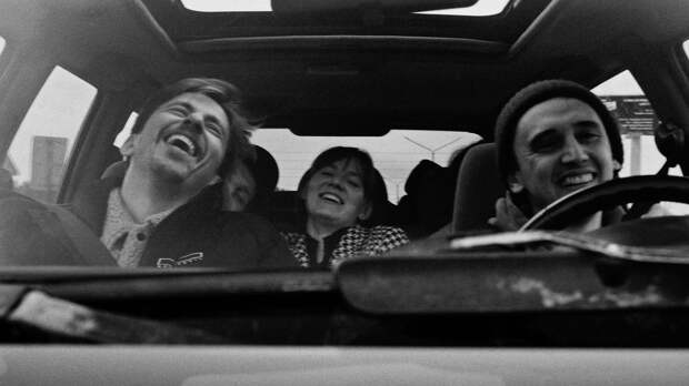 Кадр из фильма «Картины дружеских связей»