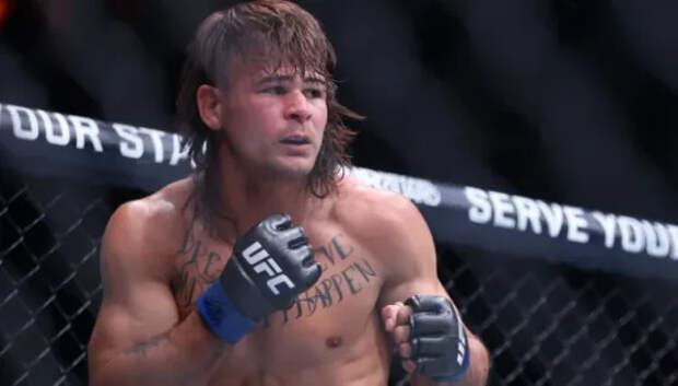 Лопес одержал победу над Силвой ТКО в главном бою UFC Noche (ВИДЕО)