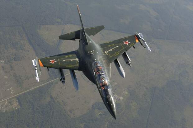МАЛЕНЬКИЙ РУССКИЙ УЖАС. ЯК-130