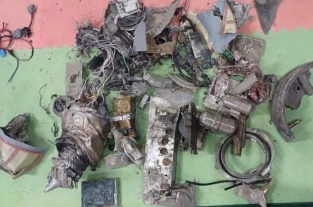 Иран показал обломки американской ракеты-невидимки JASSM