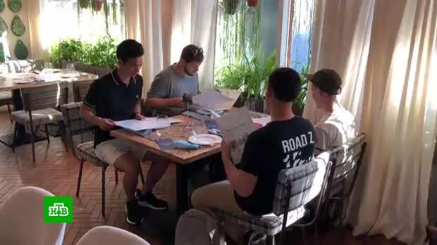 Первые «антиковидные» рестораны начали работать в Москве