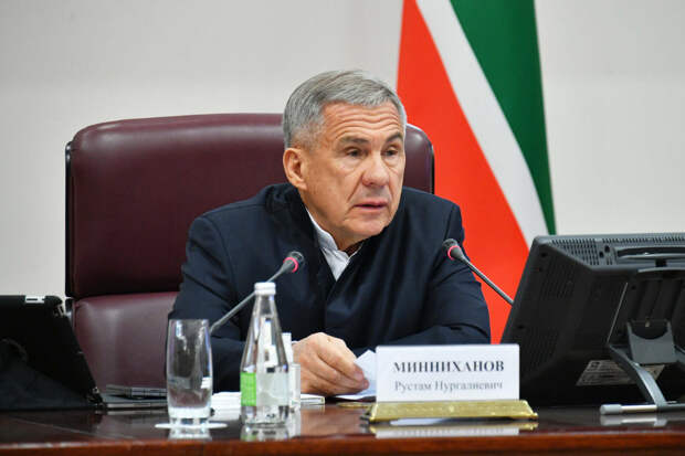 Минниханов потребовал усилить профилактику преступлений среди несовершеннолетних