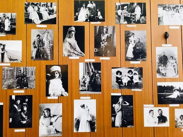 Фотовыставка «Романовы: царское служение» Фотовыставка «Романовы: царское служение»