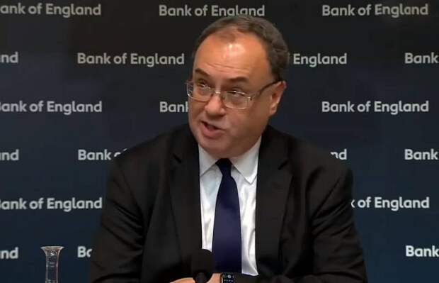 Британская экономика начала погружаться в глубокий кризис