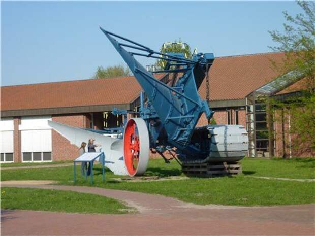 Плуг - экспонат музея. /Фото: pinterest.com