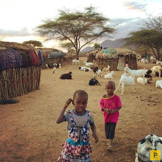 Необычная деревня в Кении (15 фото)
