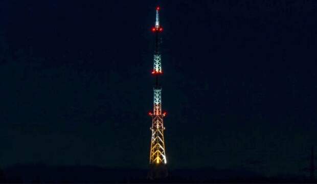 В Саратове телебашня включит праздничную подсветку в честь Дня радио