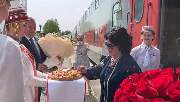 Надежда Бабкина: Теплый прием народной артистки в России и за ее пределами