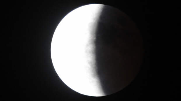 Россияне смогут стать свидетелями сразу двух затмений в 2026 году