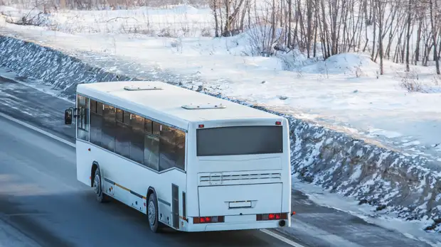 В Тюмени проверяют сообщения о высадке девочки из автобуса посреди трассы