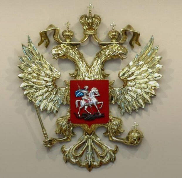 Владимир Путин подписал закон о крестах на гербе России