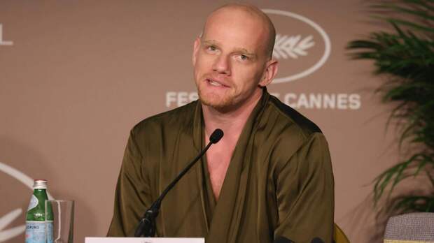 Юрий Колокольников получил серьёзную травму на съёмках «Левши»