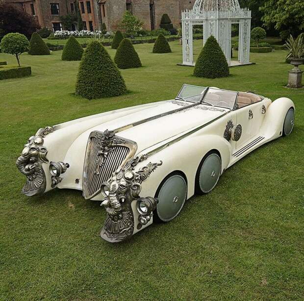 Nautilus Car