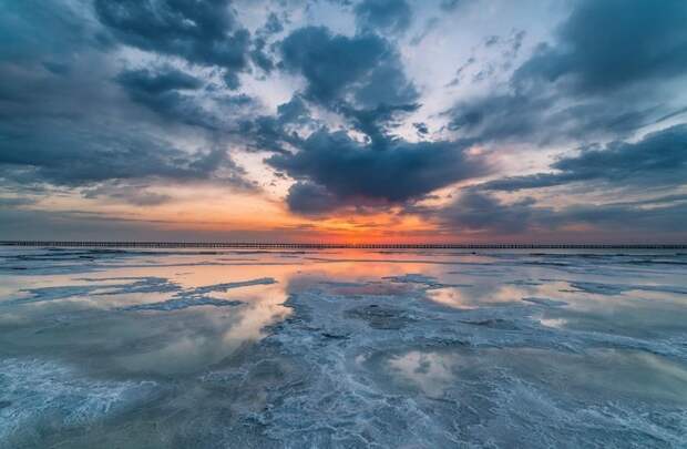 А знаешь, в чём соль? В озере Баскунчак! баскунчак, вода, озеро, соль, эстетика