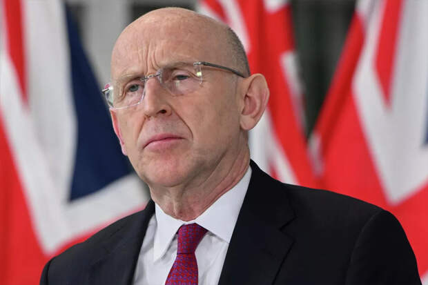 Министр обороны Британии едва не попал под удар «Орешником»