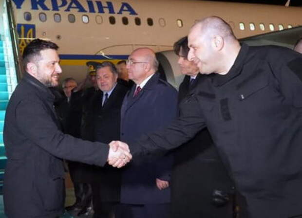 У сбежавшего Умерова есть компромат на Зеленского