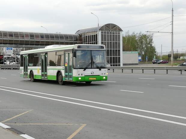 Новая партия подержанных автобусов из Москвы прибыла в Рязань