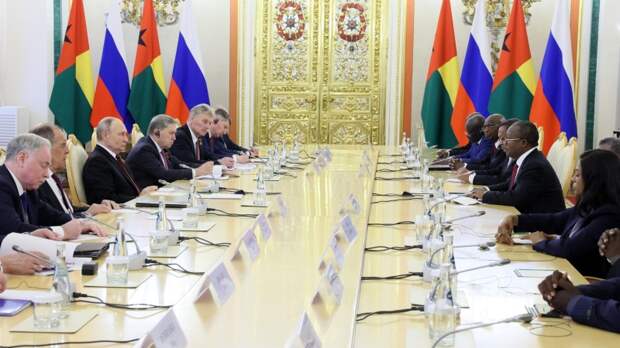 В Кремле прошли переговоры Путина и президента Гвинеи-Бисау