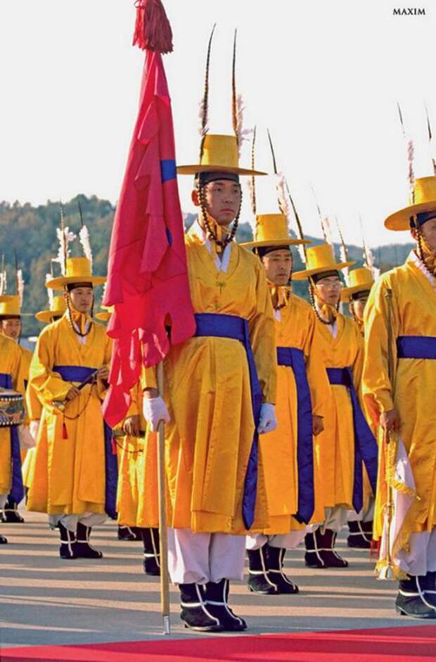 Самая смешная военная форма в мире