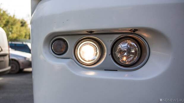 Междугородний автобус с 28 пассажирами встал посреди трассы из-за поломки