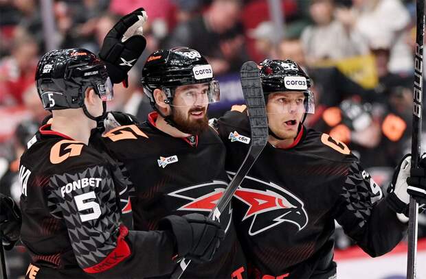 «Авангард» обыграл «Автомобилист» в овертайме и одержал четвертую победу подряд