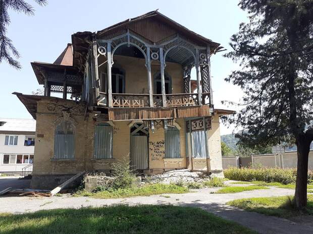 Дача Лепешинских, соратников Ленина, Нальчик.jpg Дача Лепешинских, соратников Ленина, Нальчик.jpg