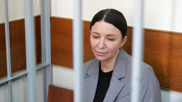 Отец Блиновской рассказал о финансовых проблемах семьи после задержания дочери