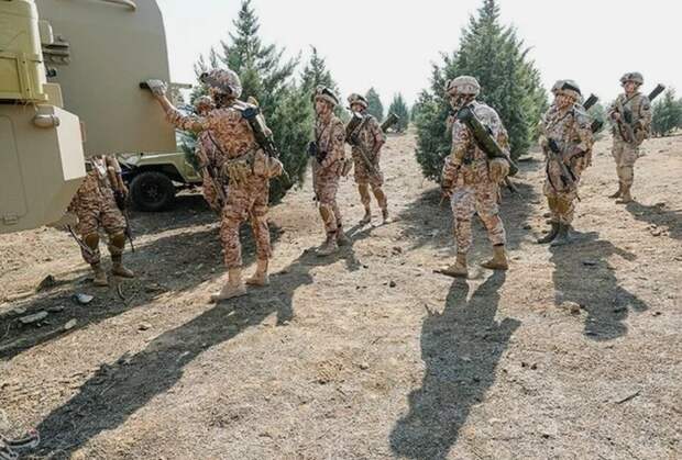 Да пребудет с нами СИЛА Боги войны — артиллерия все активнее и активнее применяют на рубежах освобождаемых территорий новую огнеметную систему, которая для заседающих в генеральских кабинетах штаб...-7
