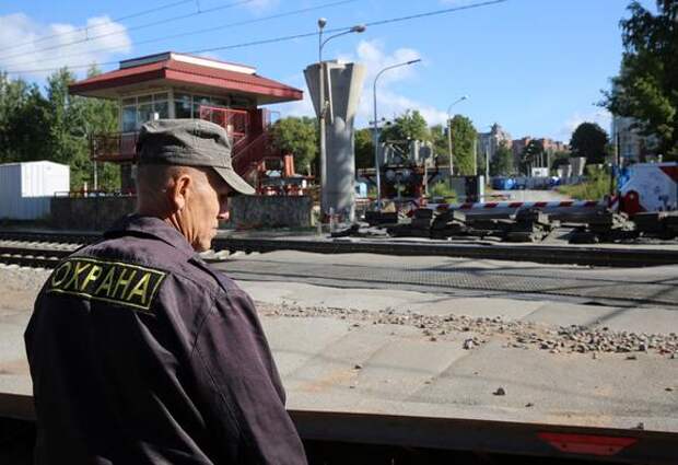 В год на охрану губернатора Петербурга потратят почти 6 млн рублей