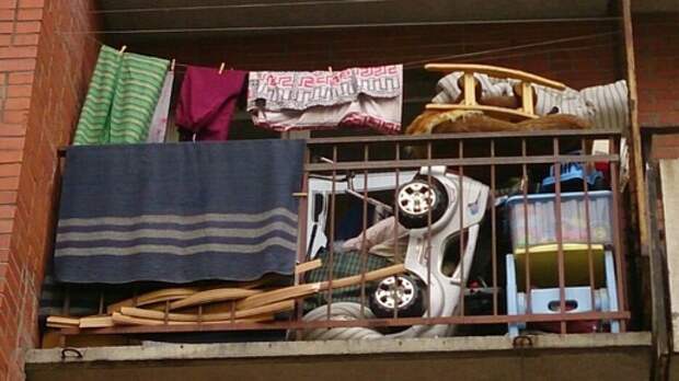 Что скрывается за привычкой хранить хлам на балконе. Делюсь лайфхаком, который освободил мой балкон