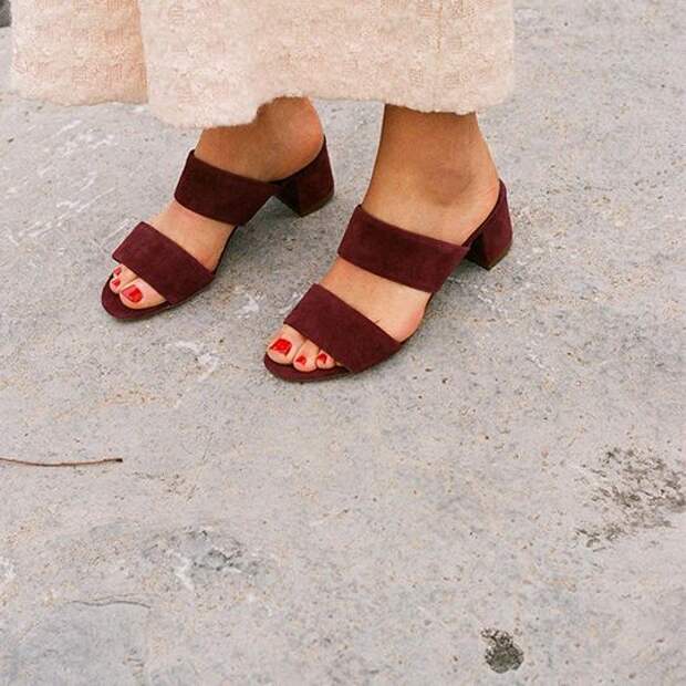 Мюли на каблуках: самая модная обувь на лето 2019